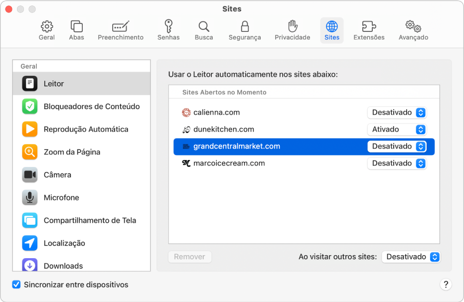 Janela mostrando as preferências do Safari para sites, com “Sincronizar entre dispositivos” selecionado abaixo da barra lateral.